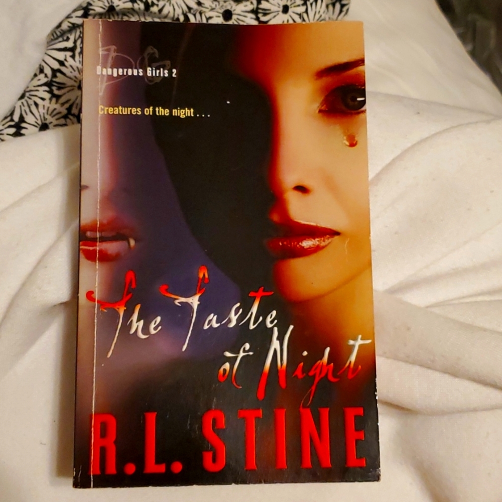R.L Stine book 277 pages